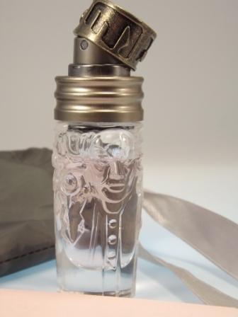 Womanity Flakon mit Profil Womanity Flakon mit Profil