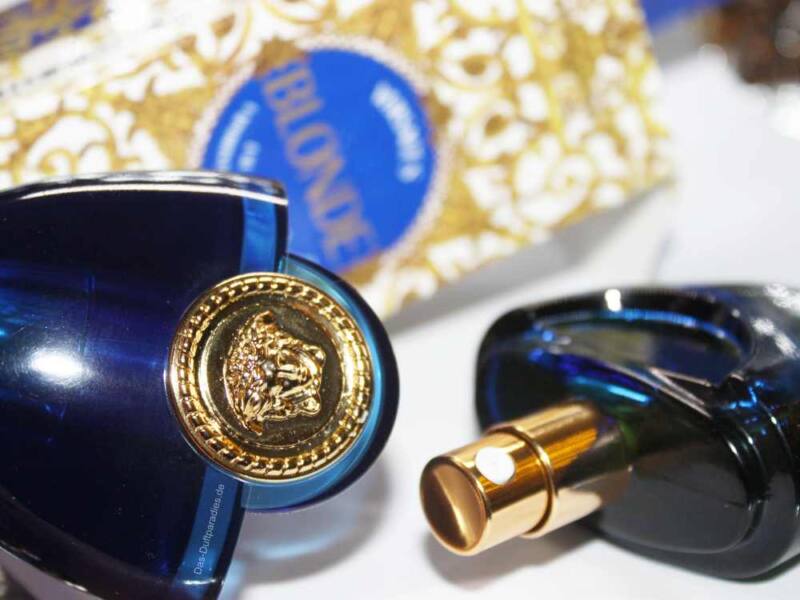 Versace Blonde Eau de Toilette Liegeflakon Duftbeschreibung auf Das-Duftparadies.de