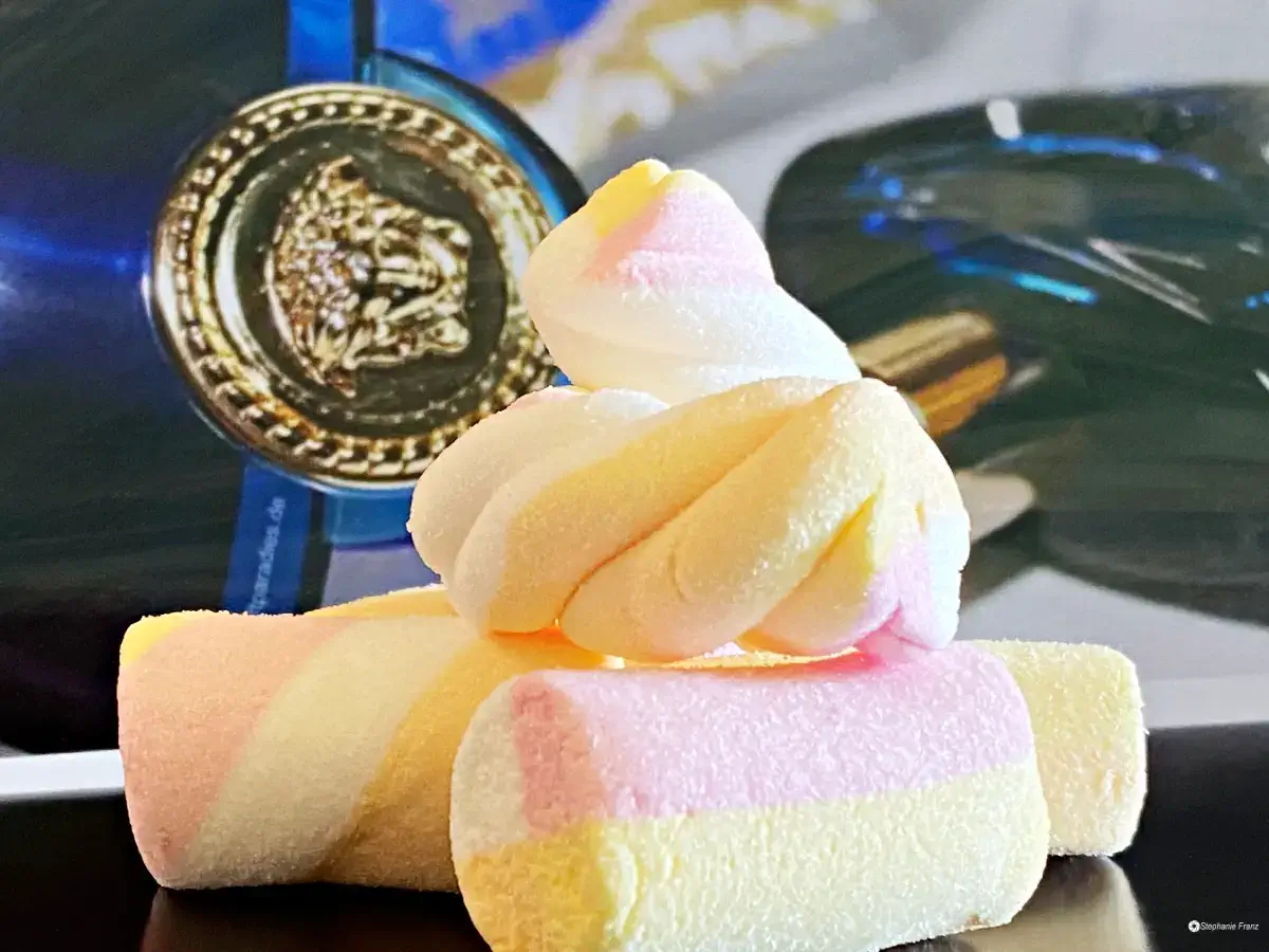 Versace Blonde: Ein süßer Marshmallow Duft
