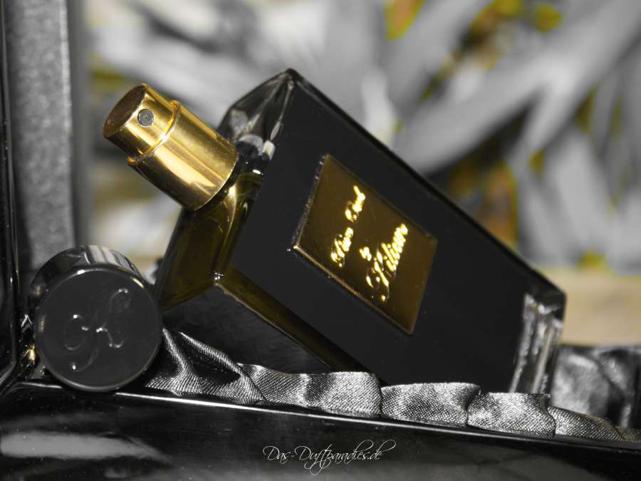 Kilian Pure Oud Eau de Parfum - schwarzer Flakon mit Gold